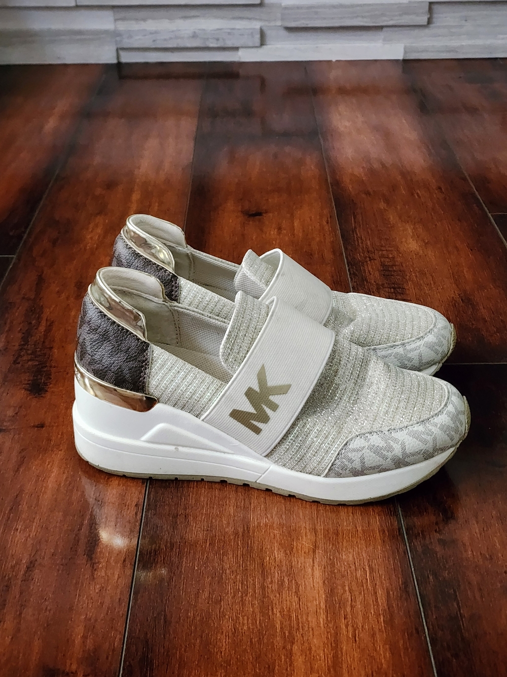 Michael Kors Girls' Neo Flex Slip-On Wedge Sneakers – Vanilla/Gold – Size 2Y